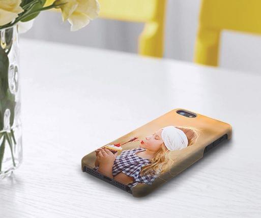 telefoonhoesje met foto in de kamer