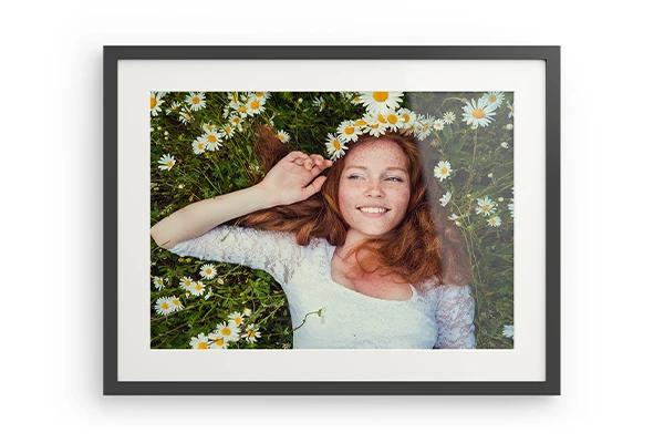inramat foto svart stoft framsida
