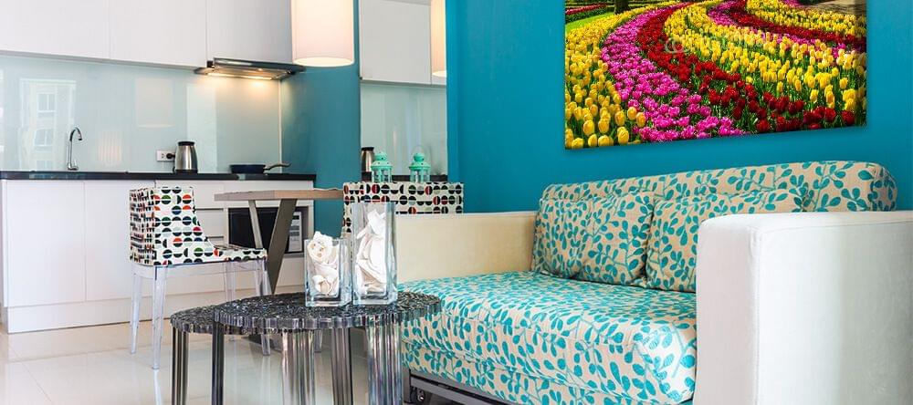Avec le bleu et le blanc, vous faites entrer la sérénité dans votre maison