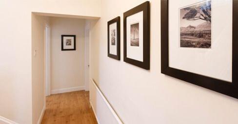 Le couloir telle une galerie