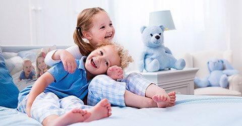 les enfants au lit