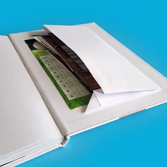 Kleine Tasche als Ergänzung zum Fotobuch zum Jahrestag.