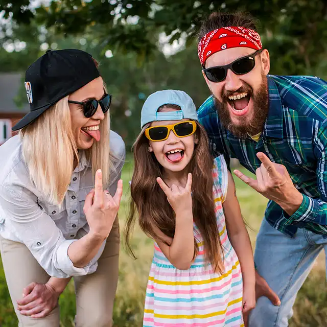 Tipps für Familienfotos, auf denen alle cool posieren